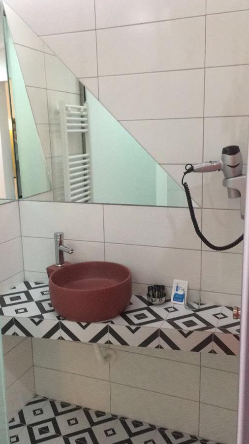 White Bottle Superior Apartments Thessaloníki Ngoại thất bức ảnh