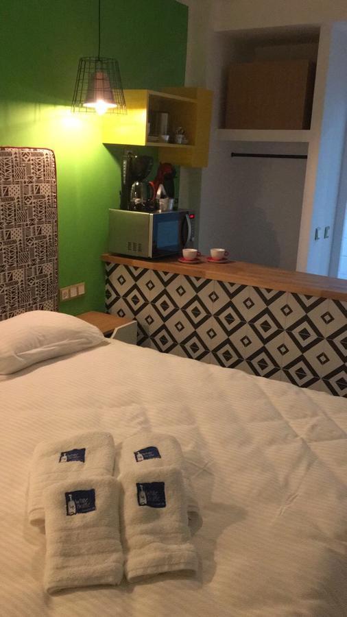White Bottle Superior Apartments Thessaloníki Ngoại thất bức ảnh